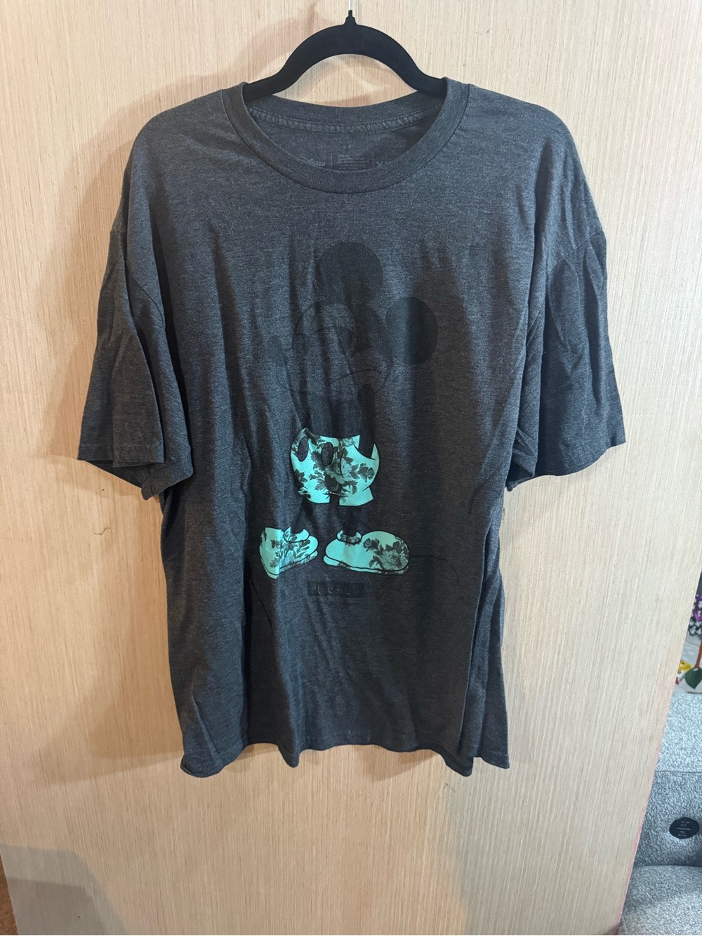 Men's Neff X Disney Charcoal Mickey Mouse Shirt with Teal Accents Size XXL